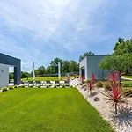 Villa Valinka Design *