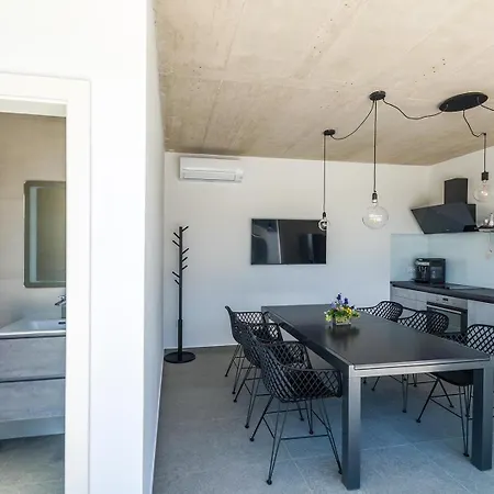 Valinka Design Villa