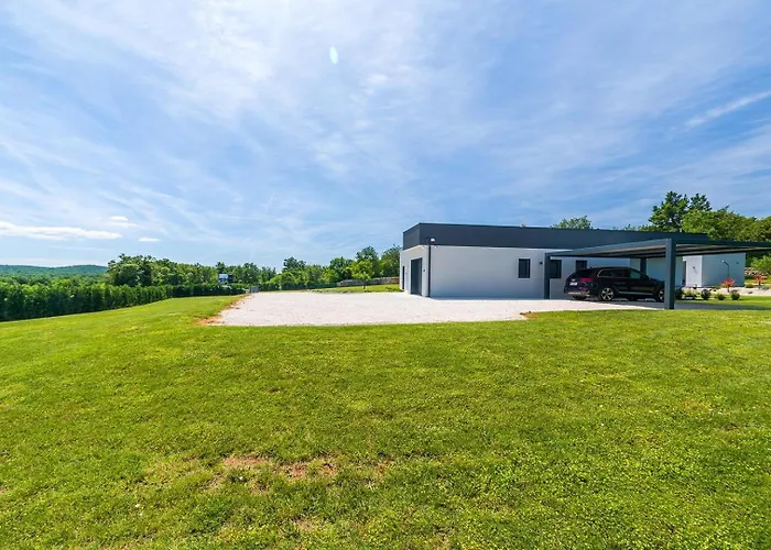 Valinka Design * Golaš