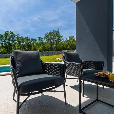 Valinka Design 빌라 Golaš