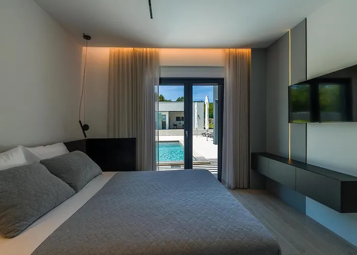 Valinka Design Vila Golas